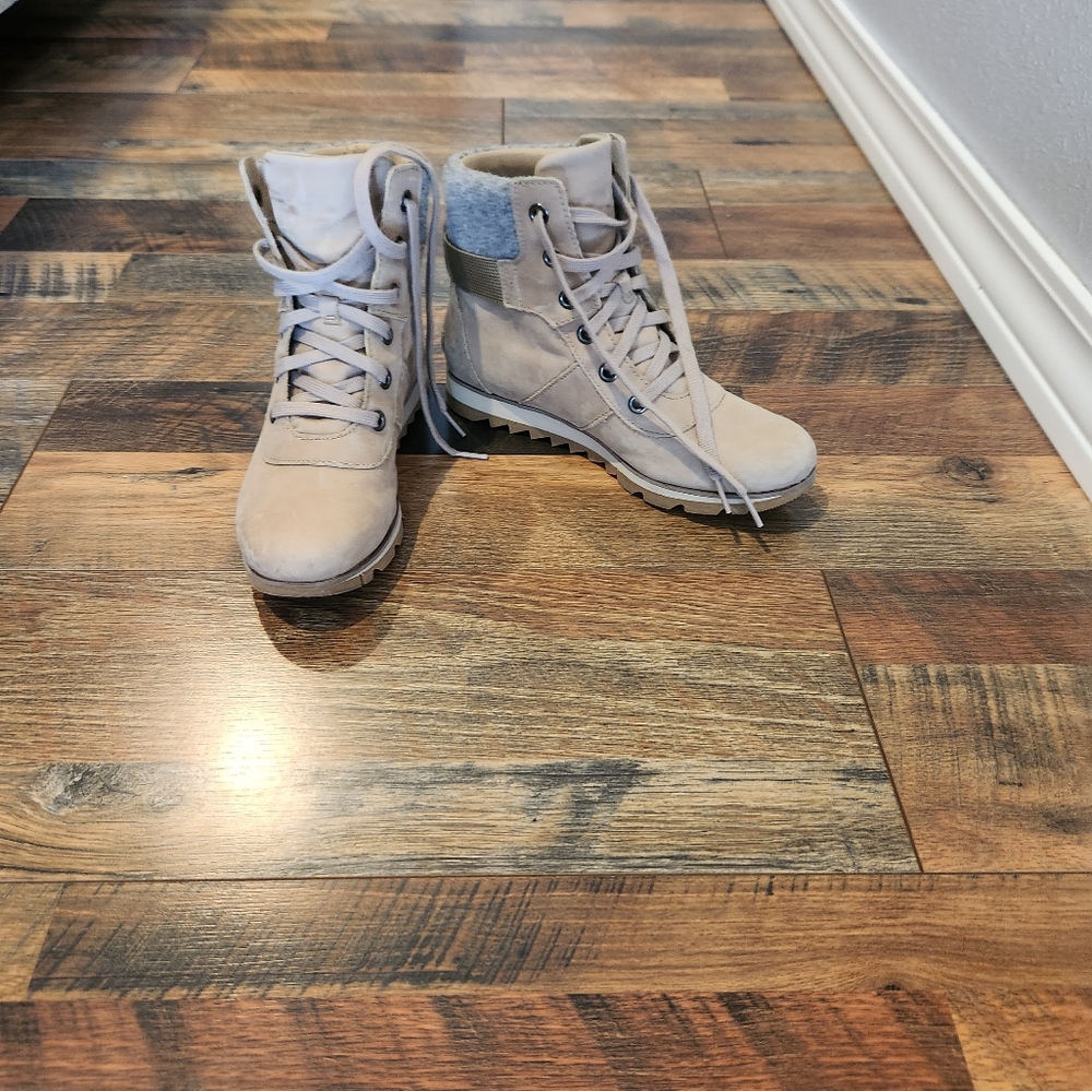 Womens Sorel Boots